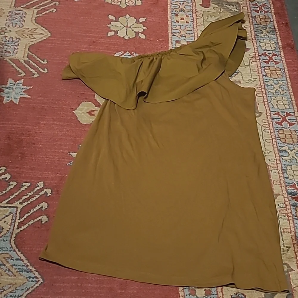 ONE SHOULDER RUFFLE PLUS SIZE DRESS - Picture 3 of 6